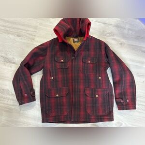 Vtg. Woolrich red black, buffalo plaid Mackinaw hunting jacket, heavyweight wool